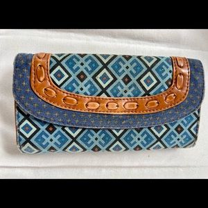 Mossimo Geometric Design Trifold Wallet